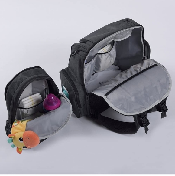 Filberry Backpack Diaper Bag Set - Picture 4 of 7